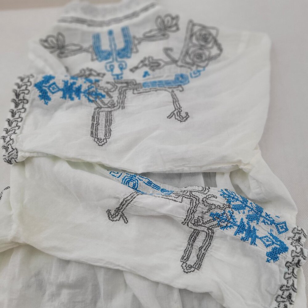 Sundance Tunic Women's M White Blue Lightweight Cotton Embroidered Shirt - Picture 8 of 16